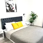 Osapart Vip New Point By Great Britain Apartment Lviv