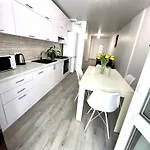 Apartment Osapart Vip New Point By Great Britain